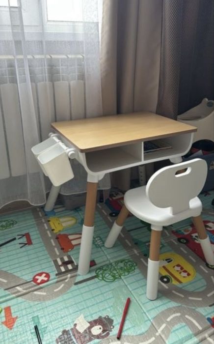 Детский стол со стул