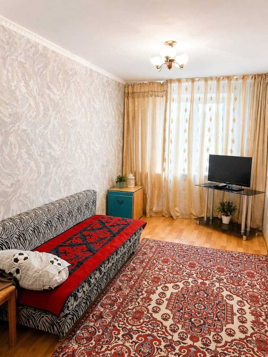 Продам  2х комн кв Тургенева