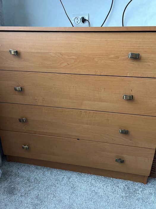 Спальный гарнитур