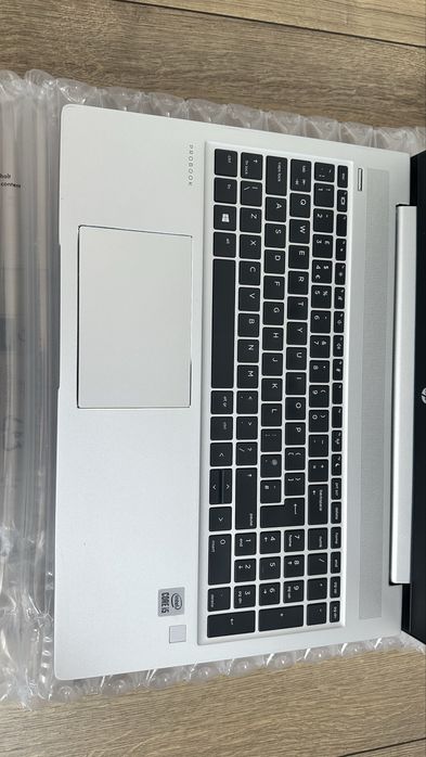 Лаптоп HP Probook 450 G7 15.6” Intel i5-10210u 16GB RAM 256GB SSD