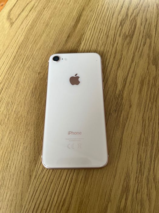 Iphone 8 64 GB 100 %батерия