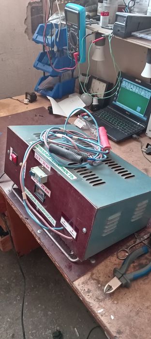 Продам зарядное устроиство 12вольт-25ампер