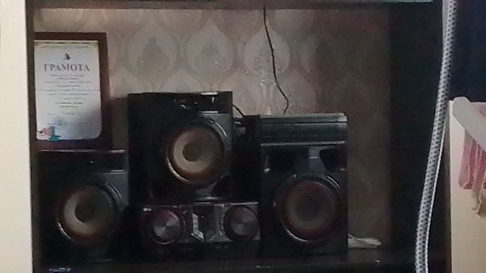 Продам музыкальный центр