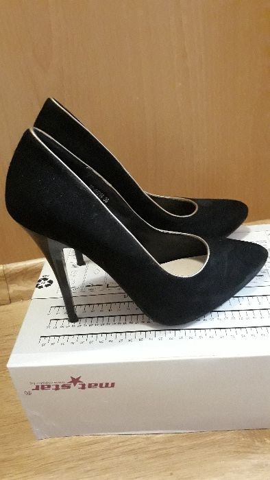 Дамски обувки