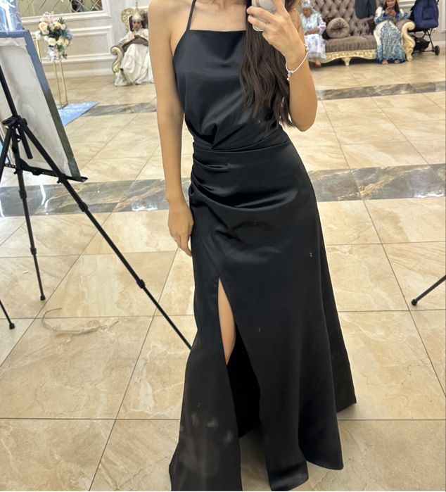 Вечернее платья на мероприятие