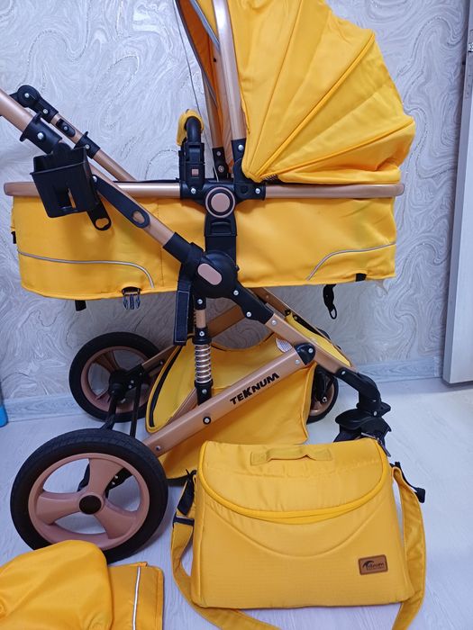 Продаю коляску 3в1.