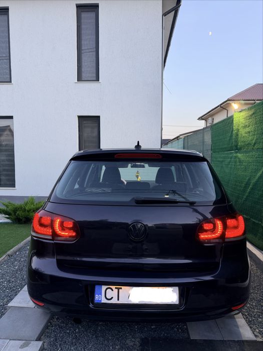 VOLKSWAGEN Golf 2011 — imagine 2