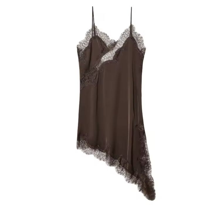 Рокля с дантела в два цвята