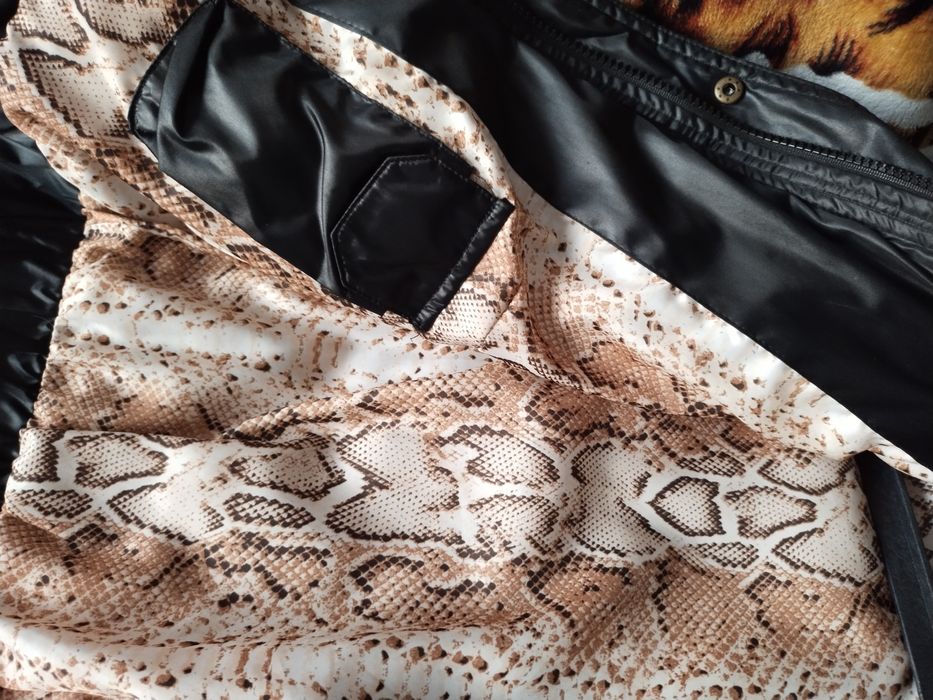 Продам весеннюю куртку