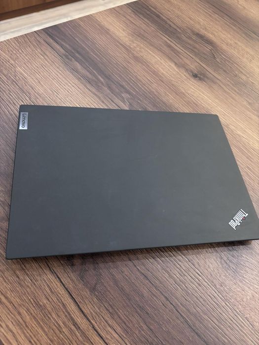 Лаптоп Lenovo ThinkPad T14s