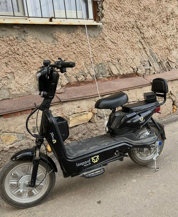 Электроскутер Leopard Max E9