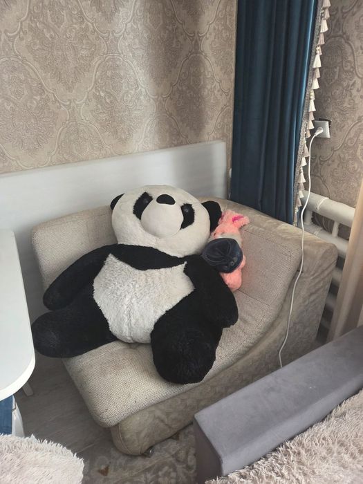 Продам диван для гостиной