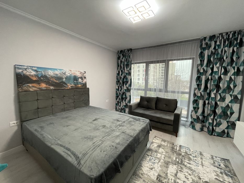 Inchiriez garsoniera  complex Exigent faza 4 ,raspund doar la mesaj pe wapp, plaza romania