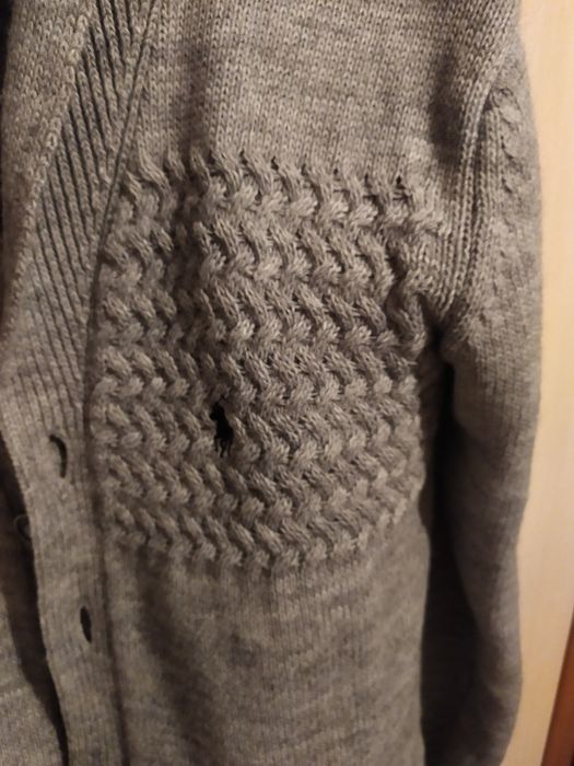 Продам мужскую кофту.