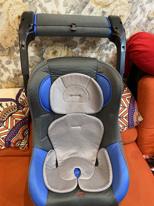 Продам автокресло