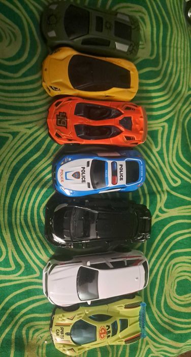 Колички с отварящи врати