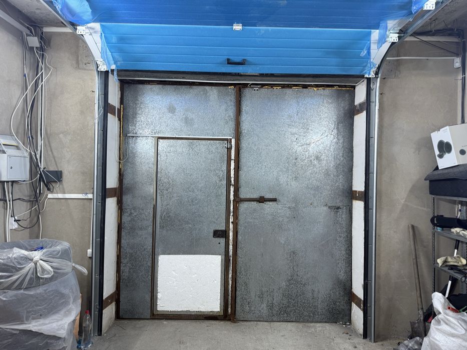 Продам ворота 2.6 на 2.5