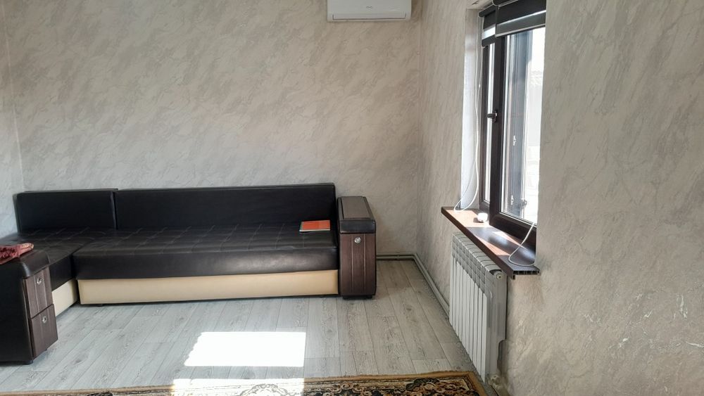 Продам  времянку  В центре  Байсерке