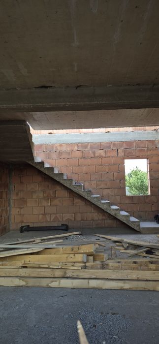 Vând casa individuala in urseni