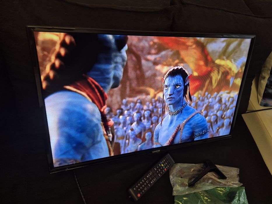 Vand televizor Vinchi diagonala 80, ca nou.