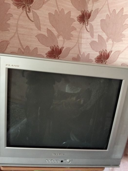 Продам телевизор Самсунг