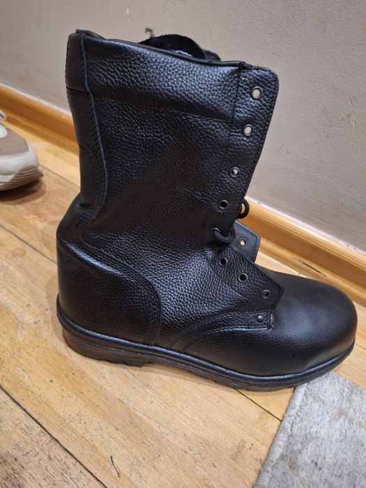 Берцы зимний 45 размеру