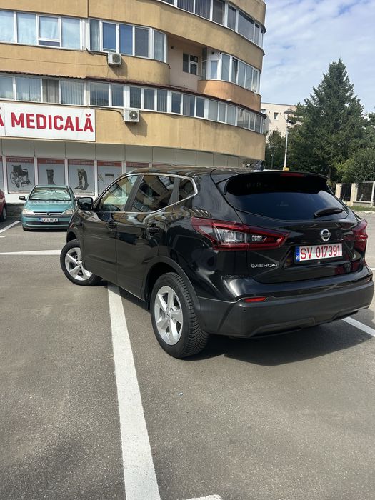 Vând Nissan Qashqai 2020 - 1.3 Benzină - 121.000 km