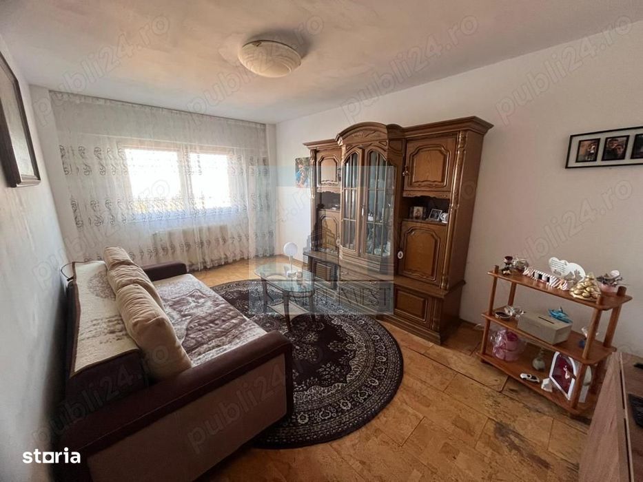 Apartament 3 camere - zona Astra / Calea București — fotografia 1