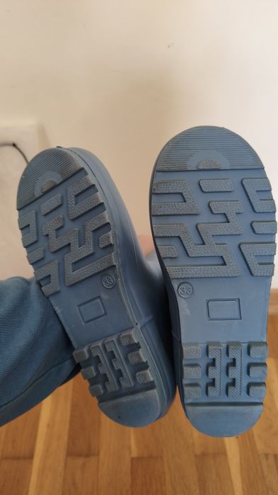 Обувки за момче adidas, nike, bench