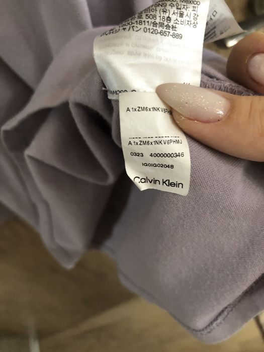 рокля Calvin Klein, Guess