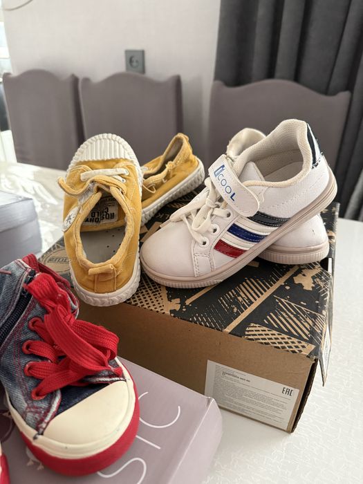 Детская   обувь. .