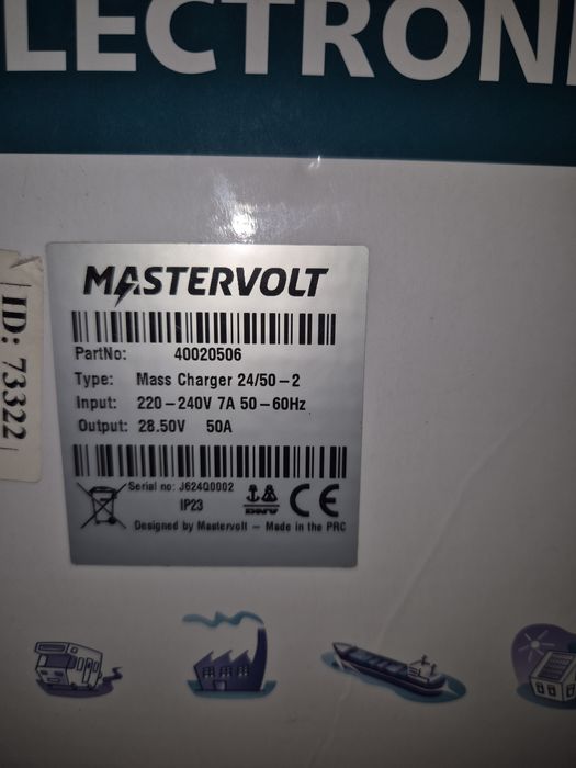 Încărcător Mastervolt 24V 50A