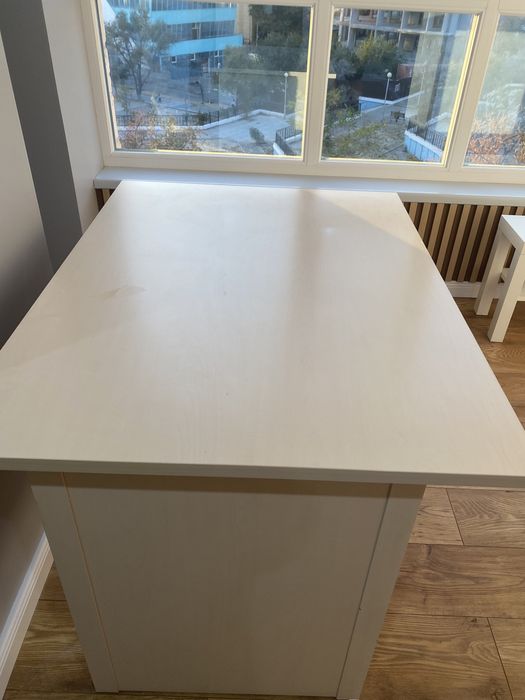 Продам писменный стол