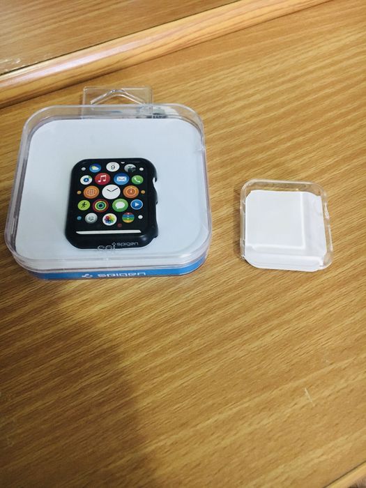 Сертифицированные чехлы для APPLE WATCH