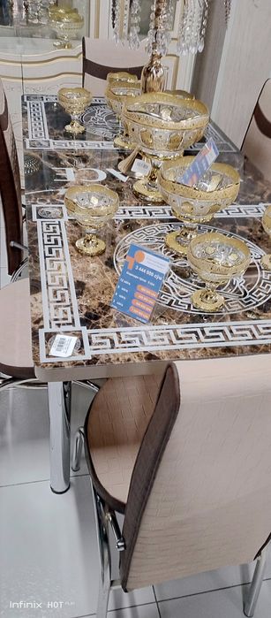 Кухонный стол и 6стулья