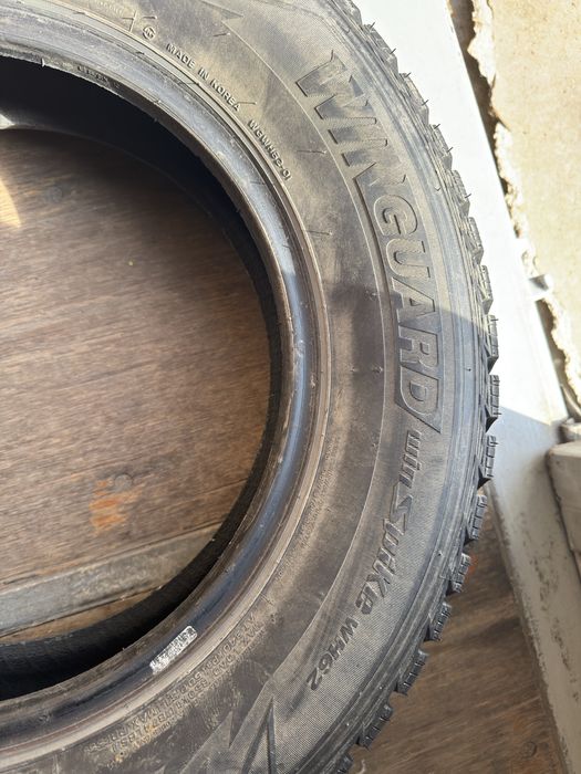 Продам шины 215/65 R16