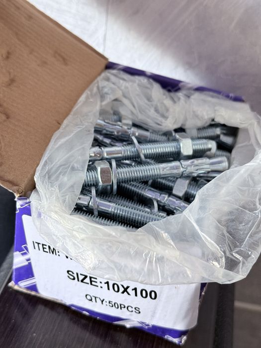 Анкер клиновой по бетону.