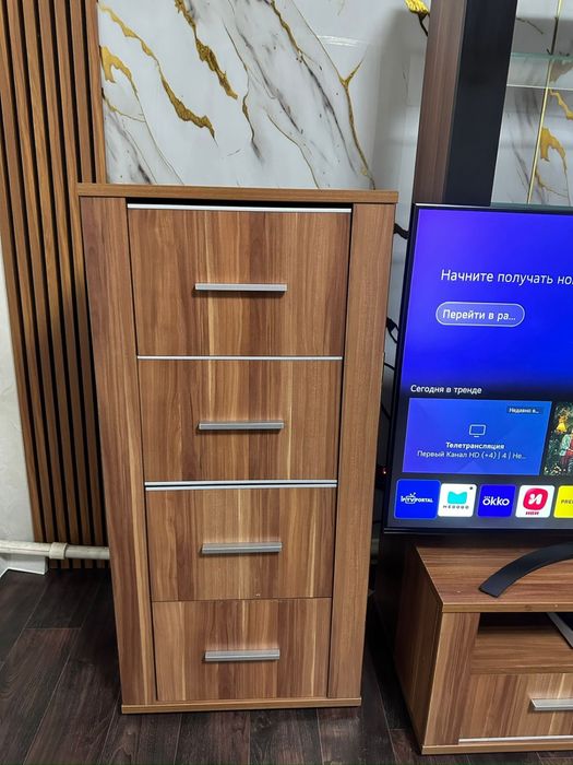 Продам стенку «горка» в гостинную