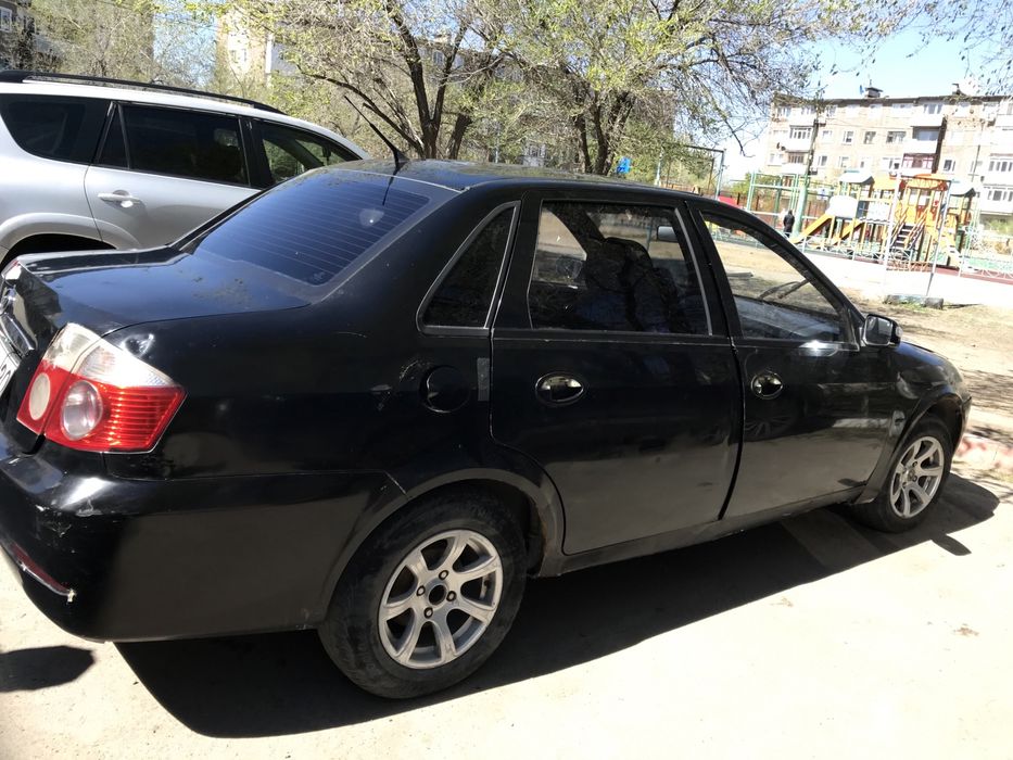 Продам машину Lifan breez