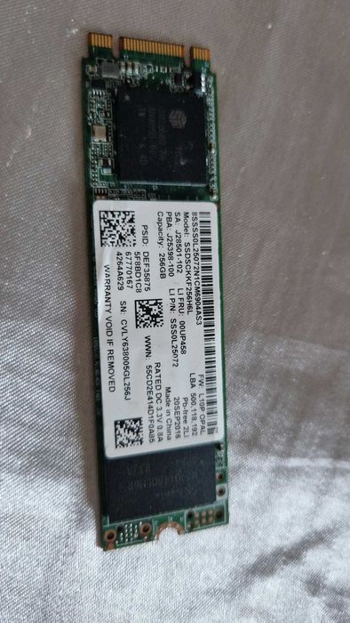 Vand LOT 4 HDD de 1TB defecte pt reparat sau piese 120lei + SSD CADOU
