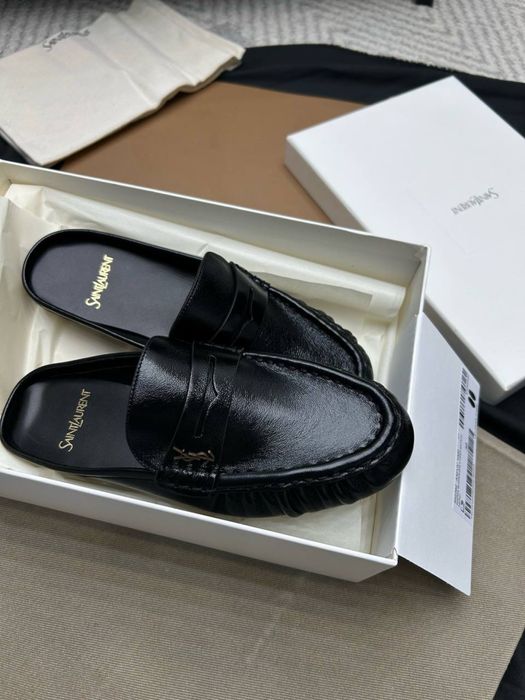 Papuci Saint Laurent