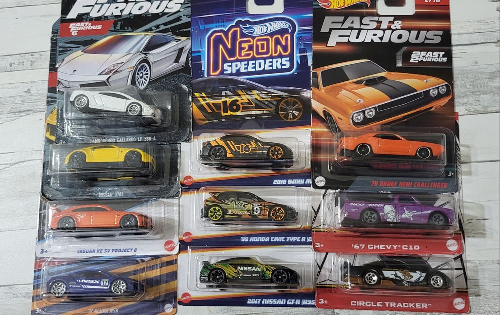 Продам Hot wheels
