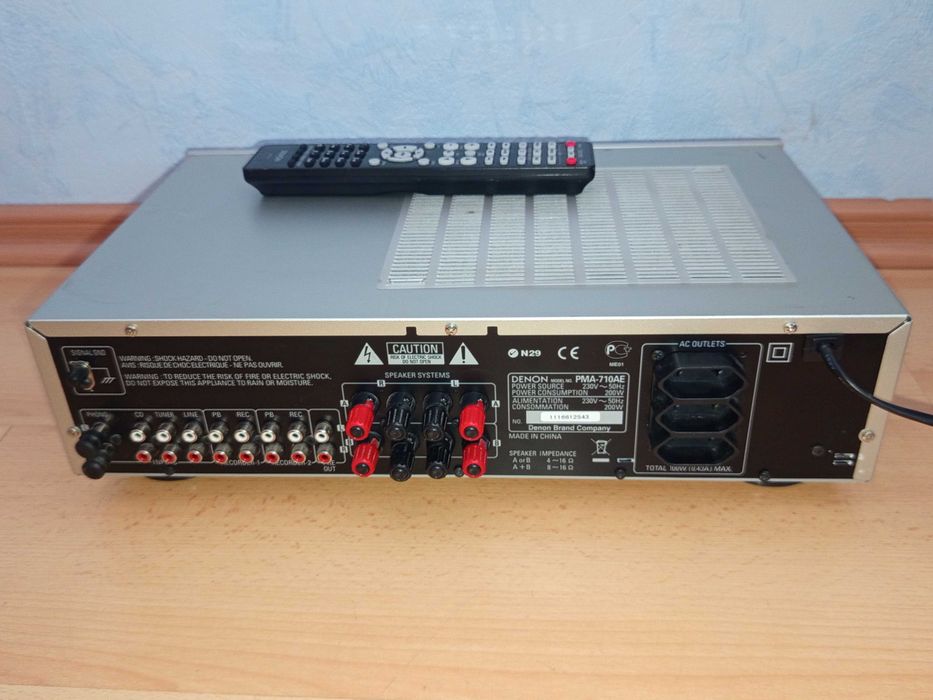 Стерео усилвател Denon PMA-710AE