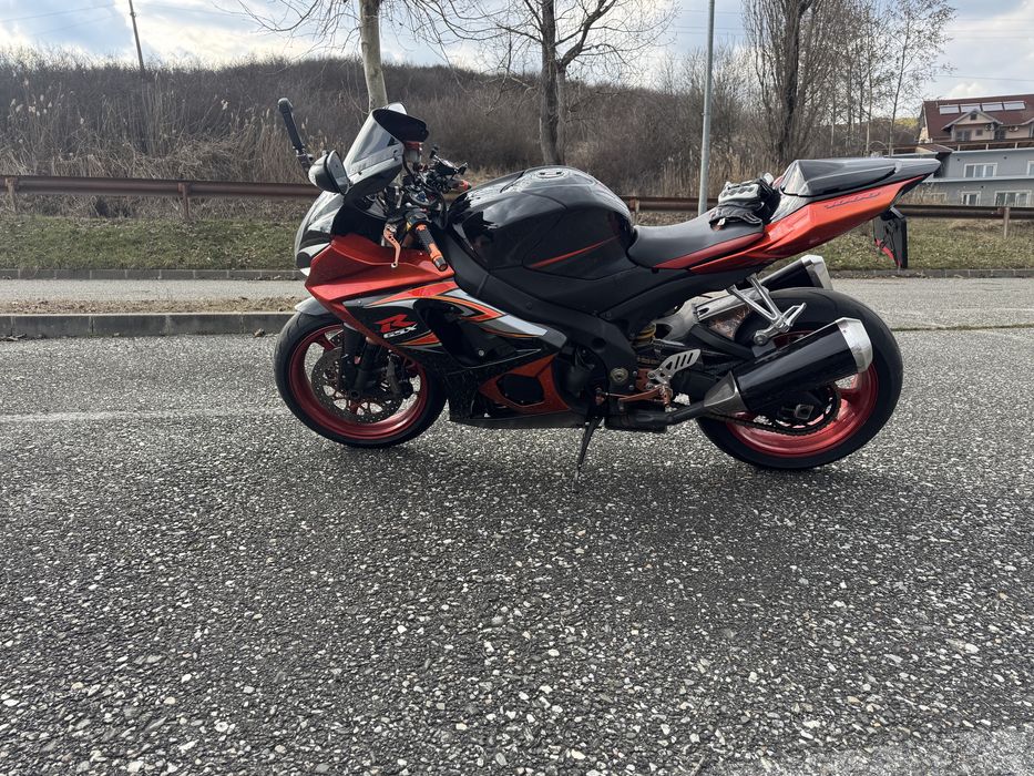 Suzuki gsxr k8 1000