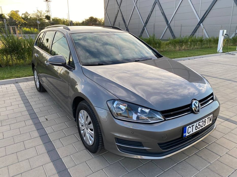 VW Golf 7  1.6 TDI перфектен