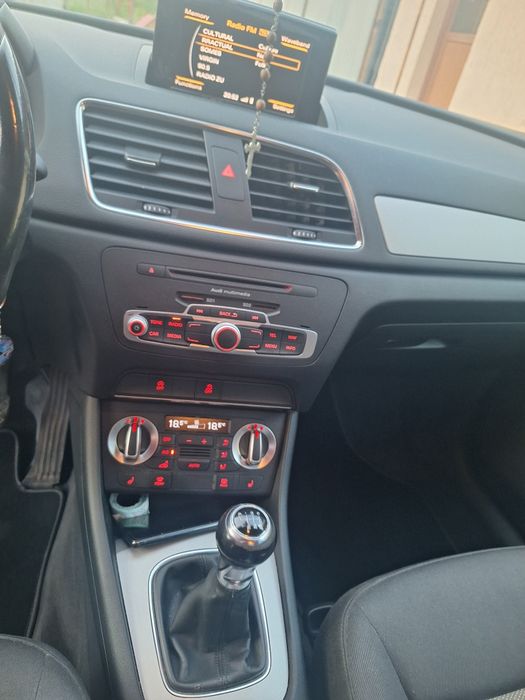 Vând Audi Q3 TDI tel  0746206829