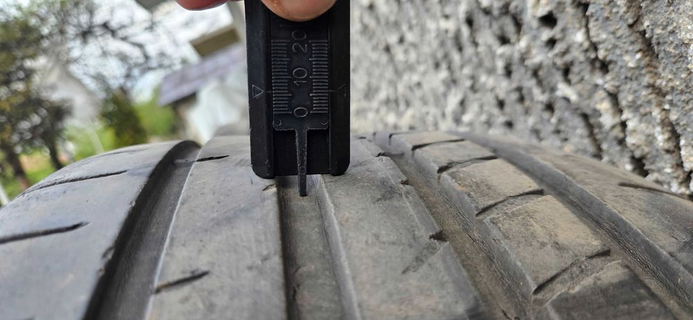 Летни гуми 245/40/18