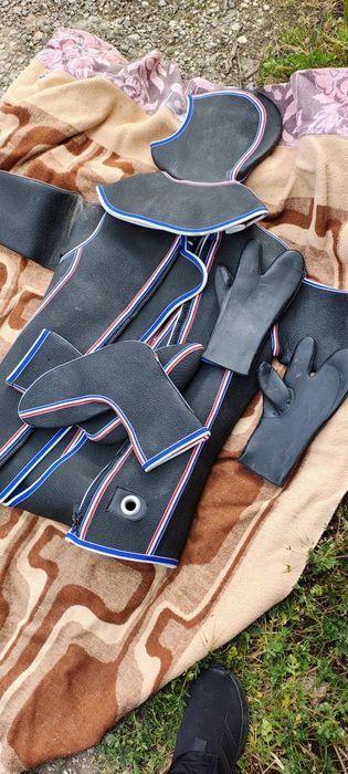 Водолазен костюм