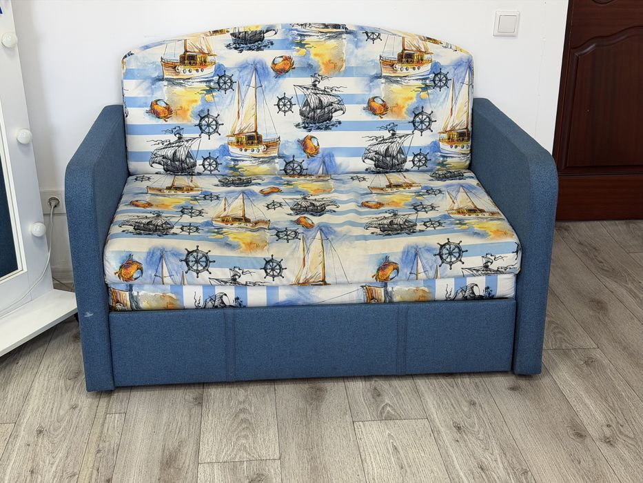 Продам раскладной диван