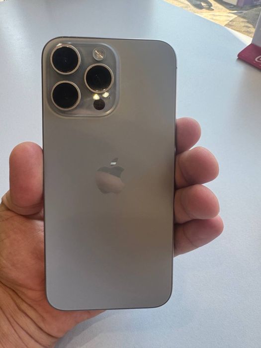 iphone 15 pro max продается